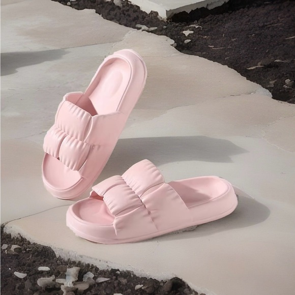 Women cloud slippers cushion comfort non slip size 6.5 - 7 New in pink - Picture 4 of 6